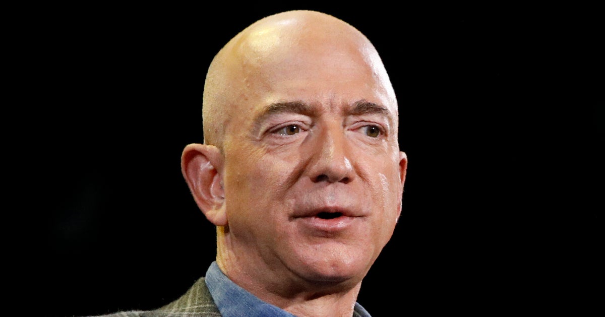 Jeff Bezos Face-Plants While Trying To Greet Fiancee After Blue Origin Flight
