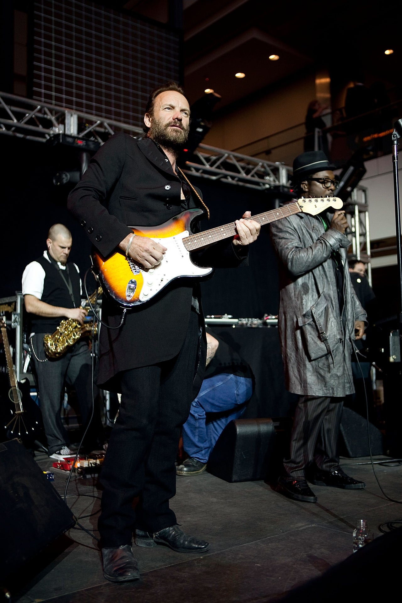 Sting and will.i.am perform during The Huffington Post pre-inaugural ball.
