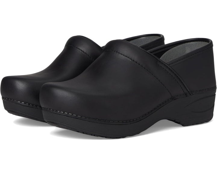 The XP 2.0 has a sleek look that works with jeans, scrubs and plenty of other outfits.