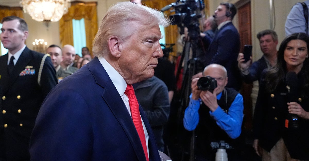 Richter eröffnet Verfahren wegen strafbarer Missachtung gegen Trump-Beamte