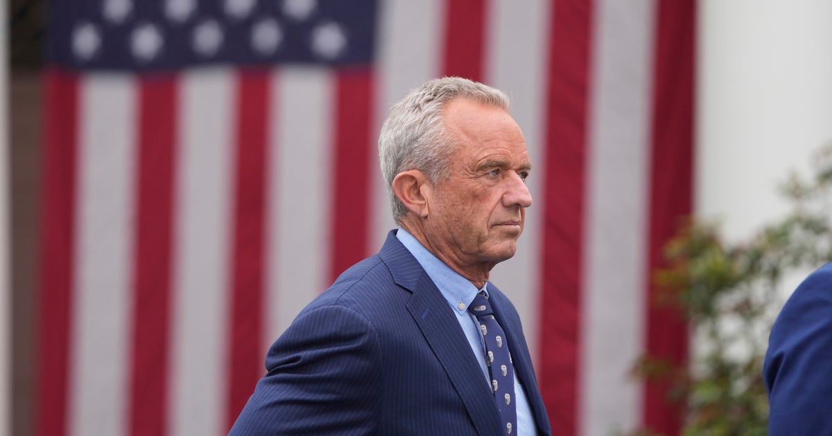NextImg:Advocates Say RFK Jr.'s Health Cuts Put Goal Of Ending HIV Out of Reach