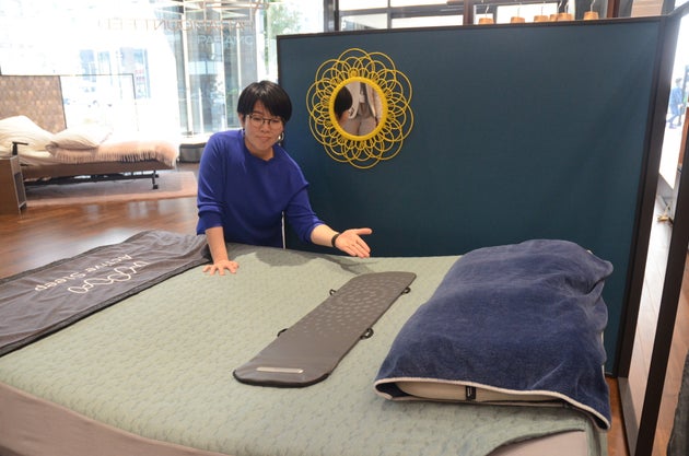 パラマウントベッドの「アクティブスリープアナライザー」。一般向けに販売もしている。