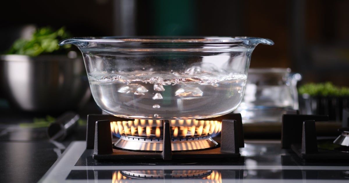 People's Glass Cookware Is Exploding — Here's How To Know If Yours Is About To Blow