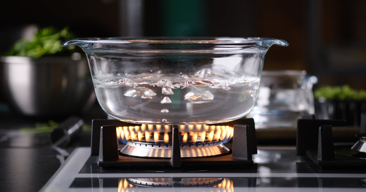 People's Glass Cookware Is Exploding — Here's How To Know If Yours Is About To Blow