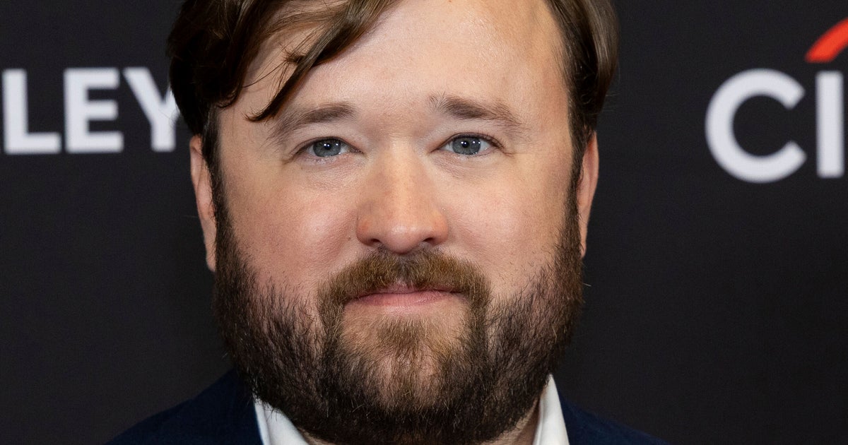 Haley Joel Osment Apologizes For Spouting Antisemitic Slurs During Arrest