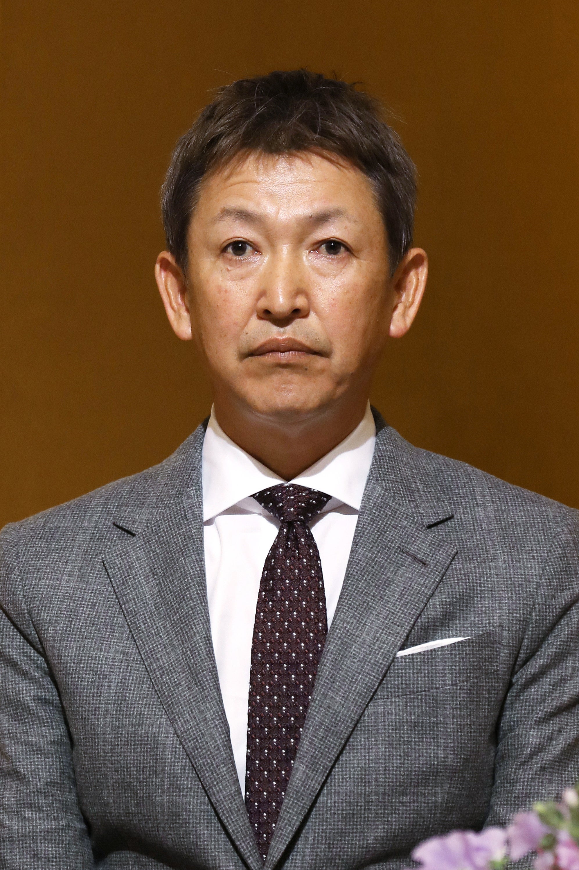 【支給品】中日ドラゴンズ　立浪和義　シューズ 元中日・立浪和義、ドラゴンズショップに店員として潜入。「正体が