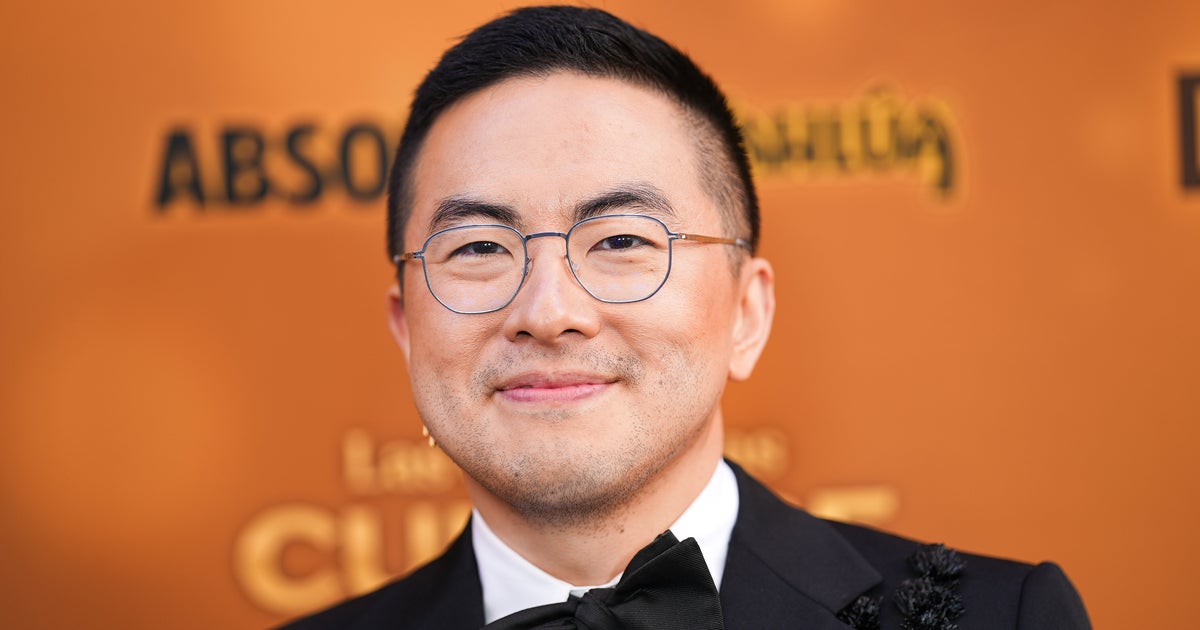 NextImg:Bowen Yang Responds To 'White Lotus' Star's 'Saturday Night Live' Complaints