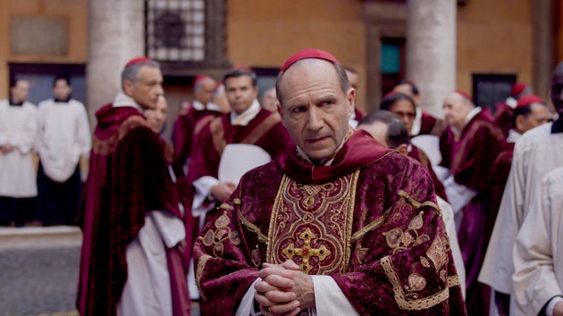 コンクラーベの内幕を描く映画「教皇選挙」