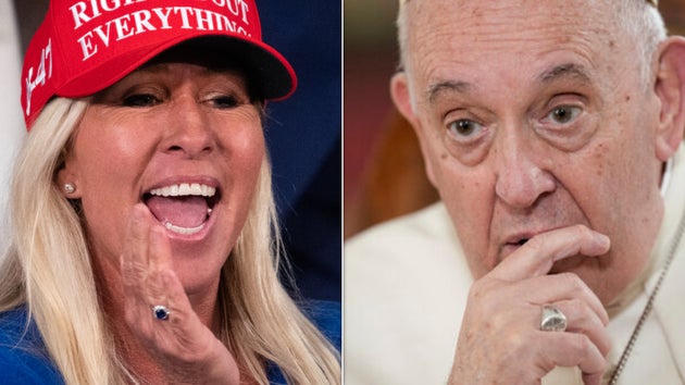 （左）マージョリー・テイラー・グリーン議員（右）フランシスコ教皇