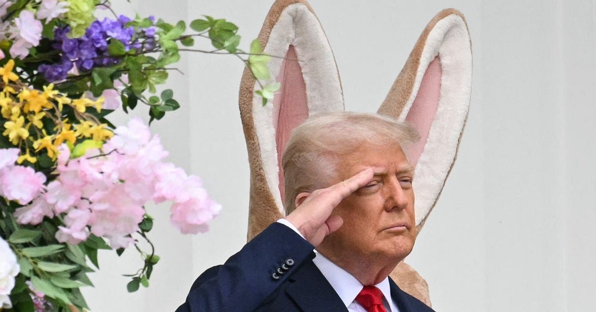 NextImg:President Trump Honors Pope Francis Alongside Giant Easter Bunny