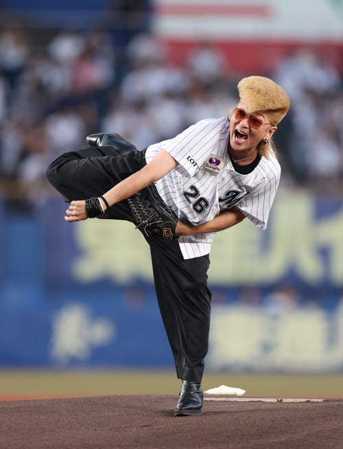氣志團・綾小路翔、GLAYから“函館愛”あふれる差し入れに感激！ラッキー 