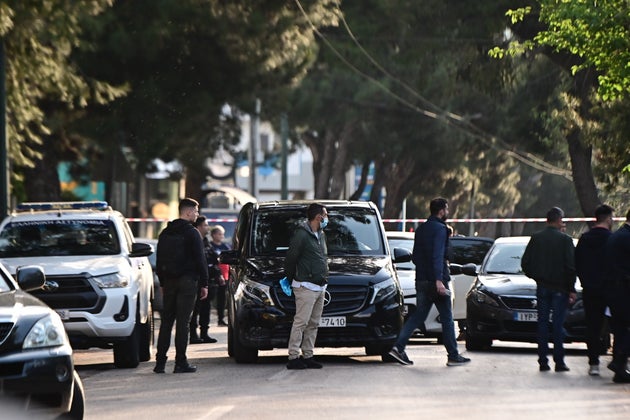 Πυροβολισμοί στο Χαλάνδρι έξω από ιατρικό κέντρο. Ένας νεκρός. Πέμπτη 24 Απριλίου 2025 (ΚΩΣΤΑΣ ΤΖΟΥΜΑΣ / EUROKINISSI)