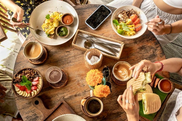 Το μεσημεριανό μας πρέπει να είναι ισορροπημένο και πλούσιο σε θρεπτική αξία. 