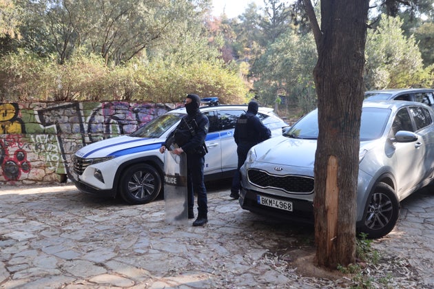 Eπιχείρηση της Ελληνικής Αστυνομίας, στο υπο κατάληψη κτήριο του «Εξωστρεφή», στο λόφο του Στρέφη Σάββατο 26 Απριλίου 2025