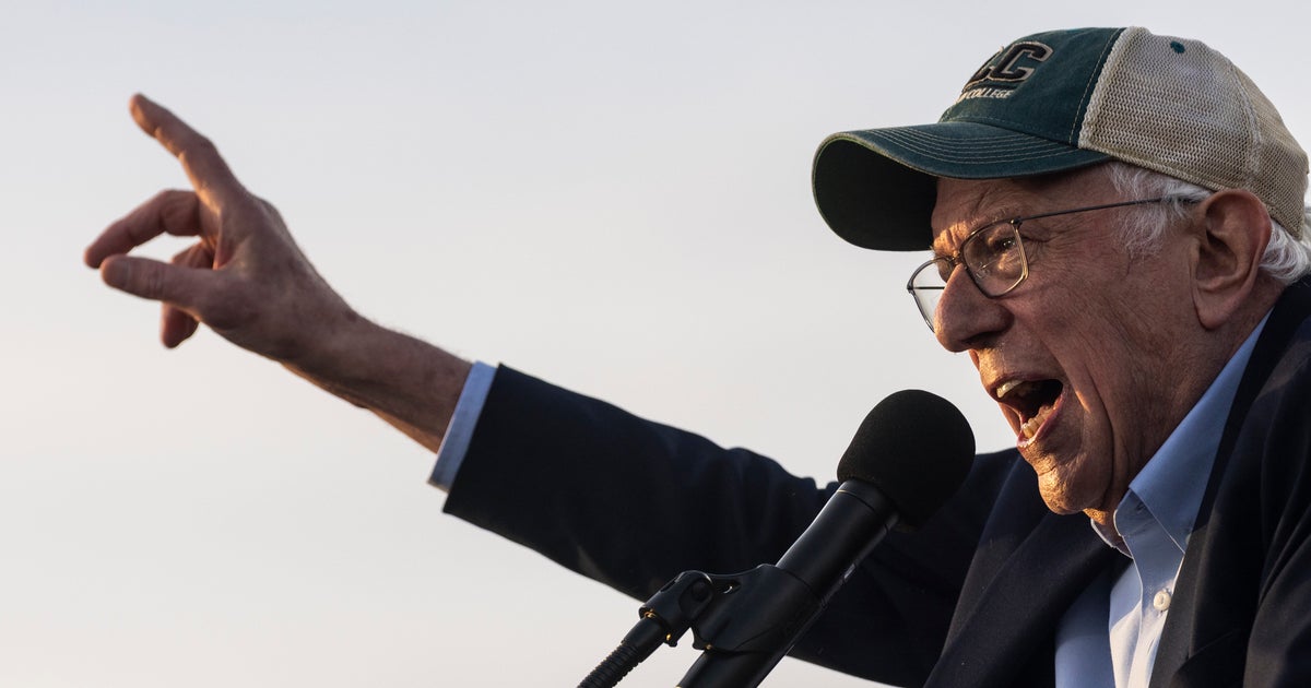NextImg:Bernie Sanders Says Americans Are Living In An 'Oligarchy On Steroids'