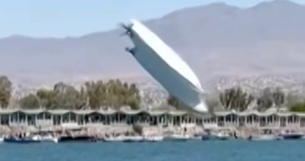 Speedboat Flips Midair At 200 Mph And Still Wins Race On Arizona Lake