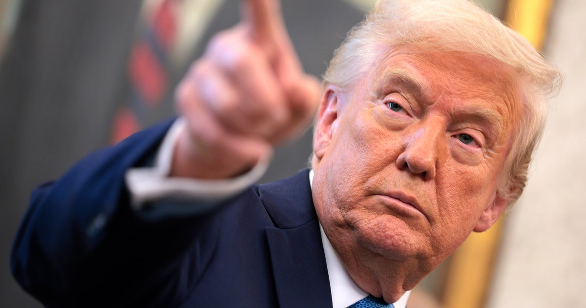 NextImg:Trump Personally Complained To Jeff Bezos About Amazon's Tariff Idea: Reports