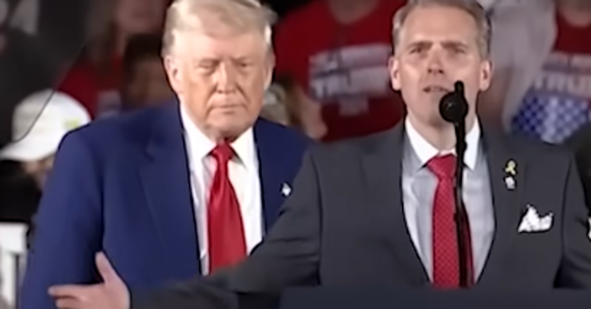 Blink And You’ll Miss CNN’s Scott Jennings’ Cringe Rally Moment With Trump