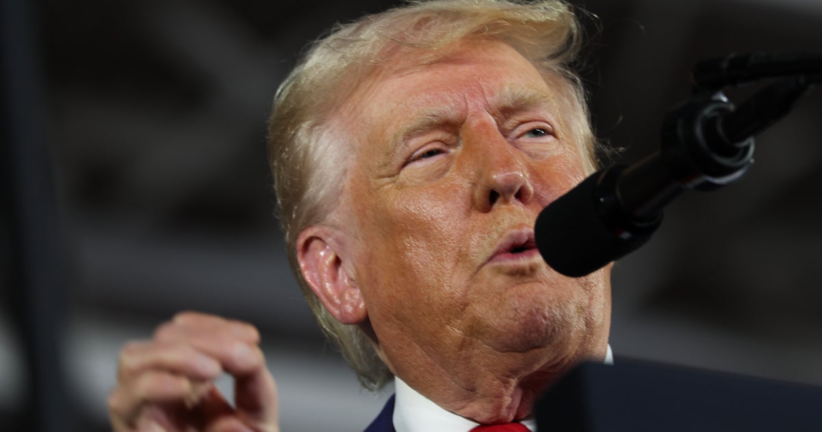 Donald Trump Wants To Destroy Federal Labor Unions