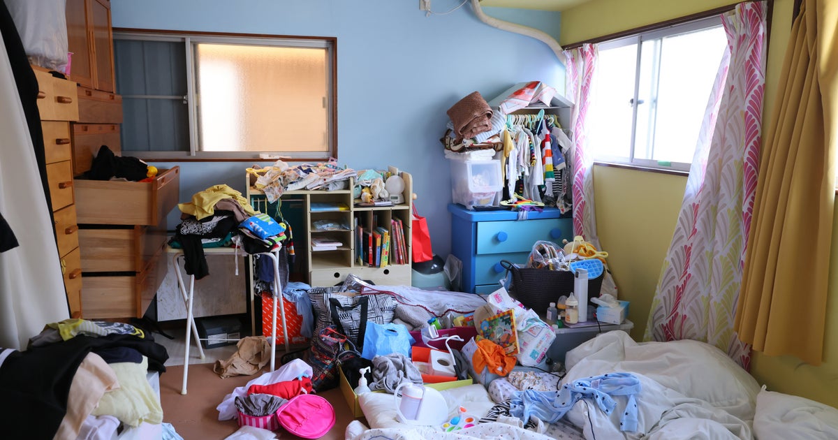 The First Thing Professional Organizers Do When They're Feeling Overwhelmed By Mess