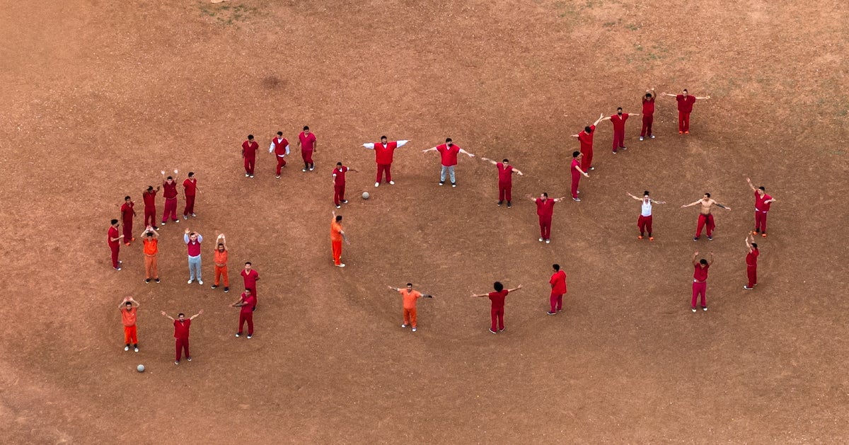 Migrants At Texas Detention Center Send SOS Message To News Outlet's Drone