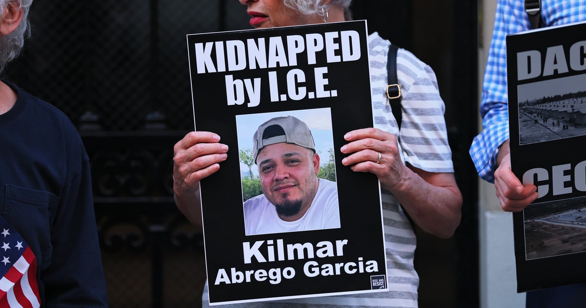 Unions Demand 'Brother' Kilmar Abrego Garcia's Return From El Salvador