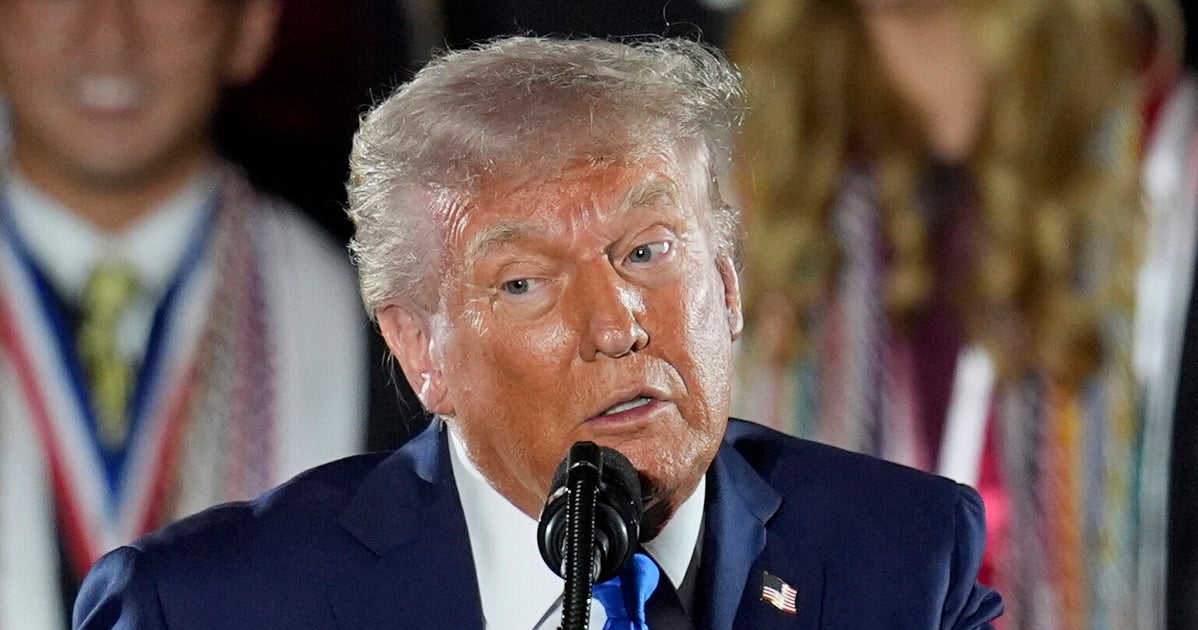 Trump Brutally Mocked Over Wild 'Challenge' To University Of Alabama Graduates