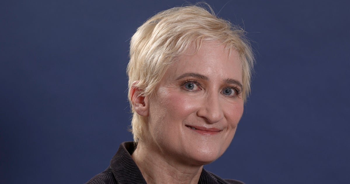 NextImg:Jill Sobule, Singer-Songwriter Known For 'I Kissed A Girl,' Dead In House Fire