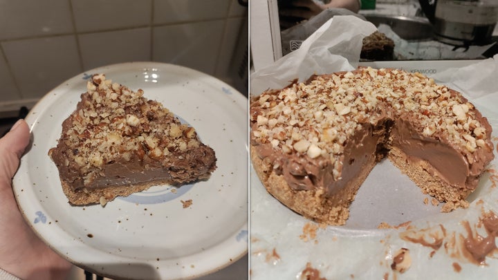 The completed Nutella cheesecake