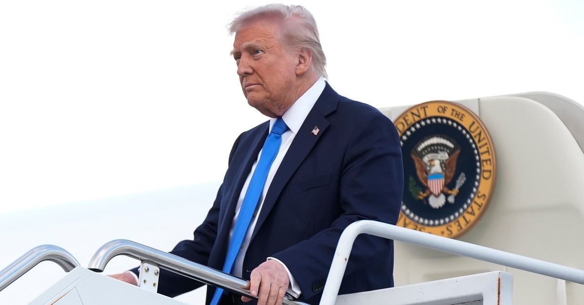 https://img.huffingtonpost.com/asset/68154a9e1500002400c3ce01.jpeg?cache=eFSJOut3Cp&ops=1200_630