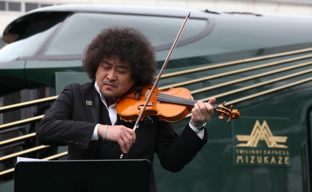 葉加瀬太郎さん