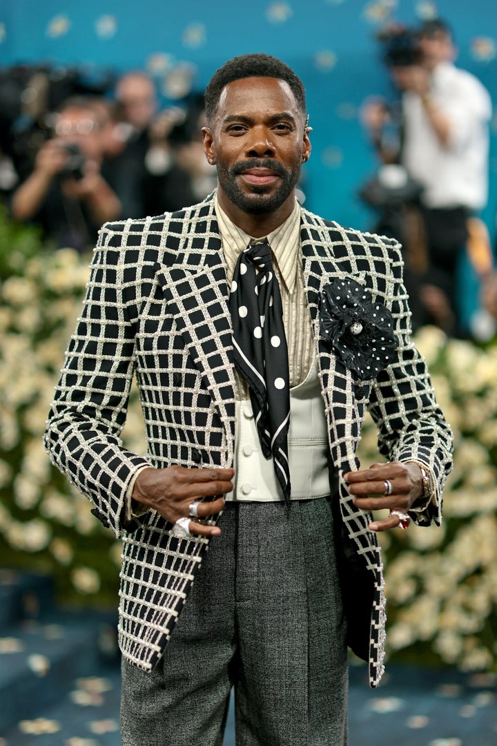 Colman Domingo’s Met Gala Look Had A Enormous Shock That Paid Tribute To One Of Style's Greats - The Boston Courier 1 Domingo took off his cape to reveal a striking monochrome look.