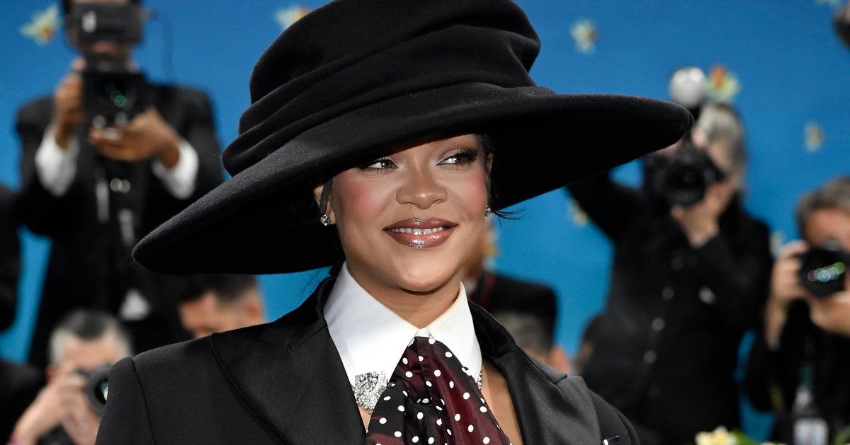 Rihanna Holds Onto Her Title As Queen Of The Met Gala After Red Carpet Pregnancy Reveal