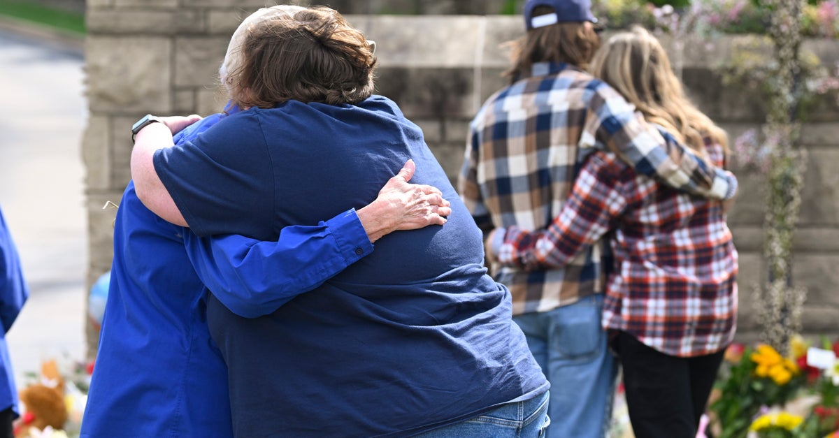 NextImg:Ex-Nashville Police Officer Accused Of Leaking School Shooter's Journals