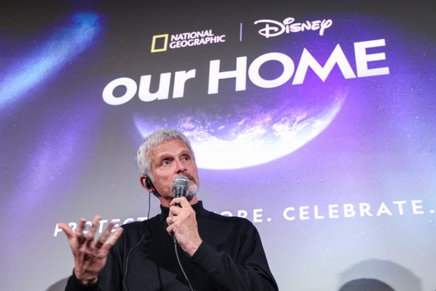 イベントで話すポール・サロペック氏