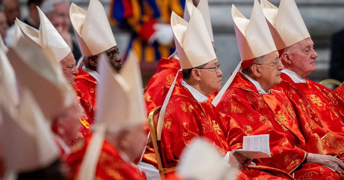 NextImg:Cardinals Return To The Sistine Chapel To Vote On A New Pope After The First Ballot Fails