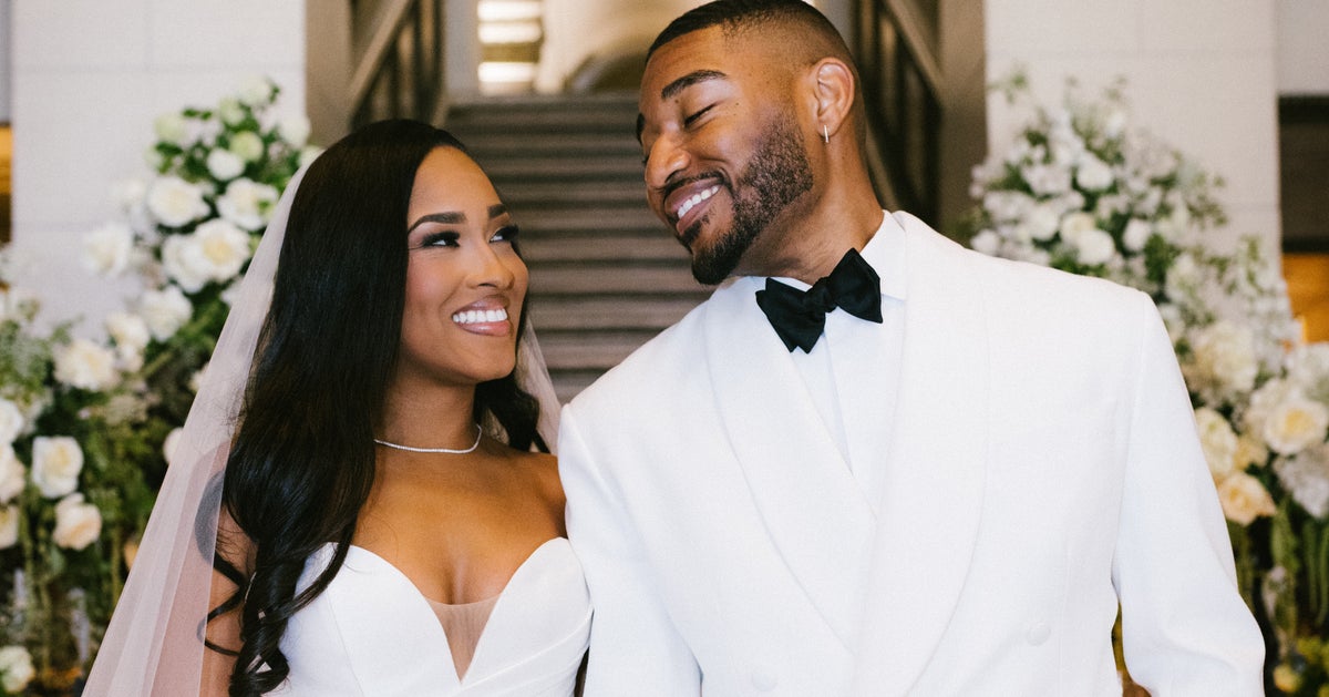 NextImg:This Couple From Issa Rae's Reality Show Just Had Their Dream LA Wedding