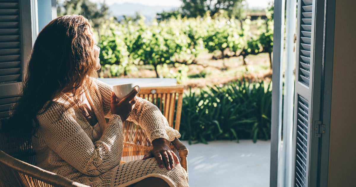 NextImg:If You've Been Feeling Lazy Lately, You Might Have 'Sunshine Guilt' — Let Doctors Explain