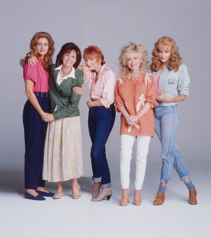 "Steel Magnolias" actors Julia Roberts, Sally Field, Shirley MacLaine, Dolly Parton and Daryl Hannah pose for a portrait in October 1989 in Los Angeles.