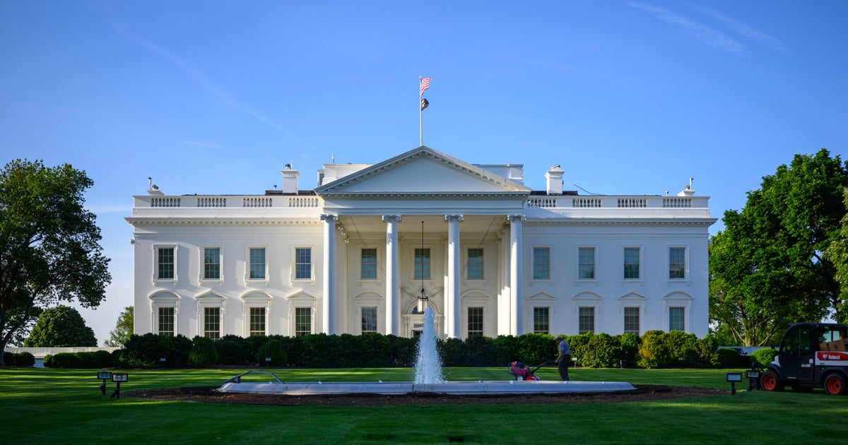 https://img.huffingtonpost.com/asset/681ebc1c150000660076944a.jpeg?ops=1200_630