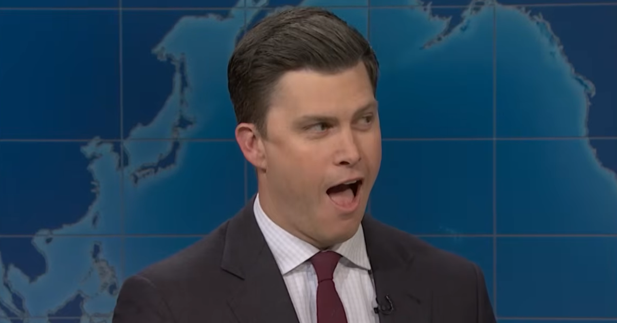 Colin Jost’s Jaw Drops After Michael Che Cracks Taboo Joke About Trump’s AI Pope Photo
