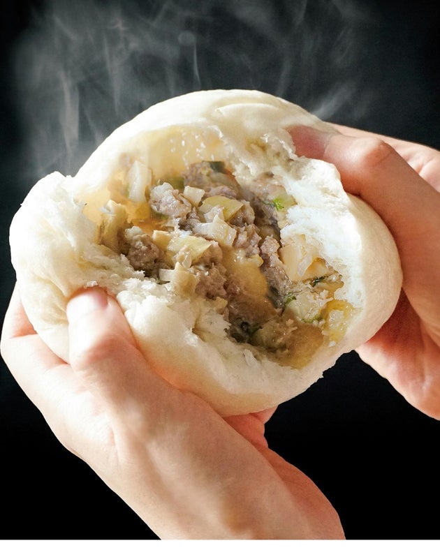 福岡県【半分以上具のむぎゅ肉まん】（ダイキョーバリュー弥永店）