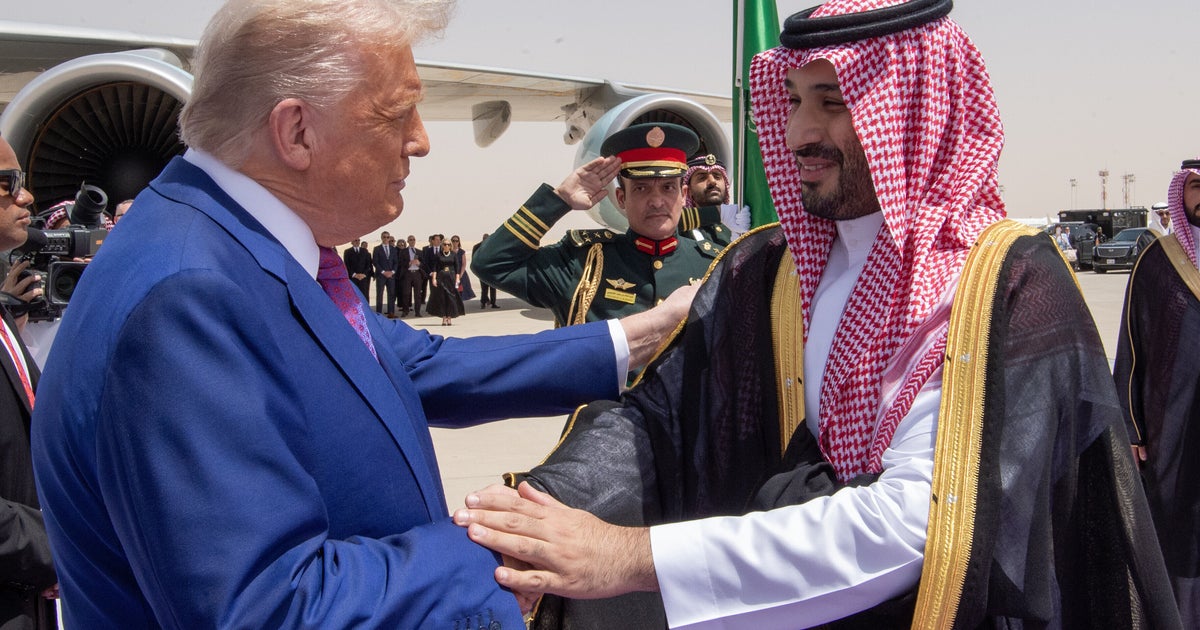 NextImg:Saudi Crown Prince Offers Trump A Warm Welcome On First Stop Of His Middle East Tour