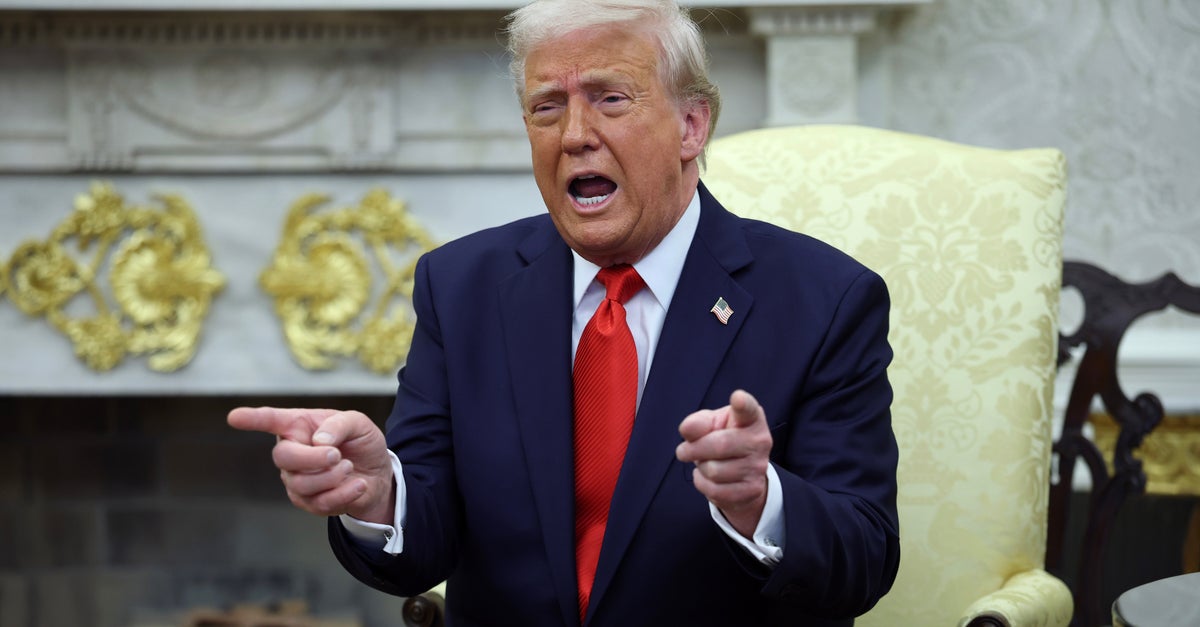 Berichten zufolge informierte die Trump-Regierung das Gericht über ihre ...