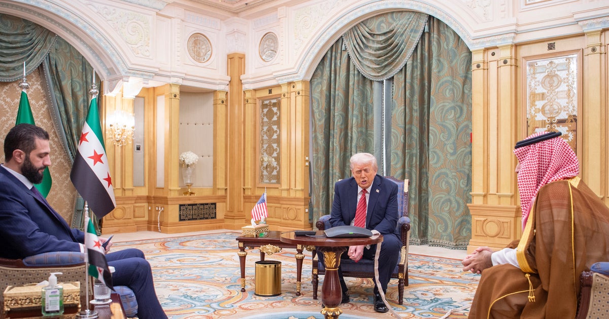 https://img.huffingtonpost.com/asset/6824fb701700002400d3ba04.jpeg?ops=1200_630