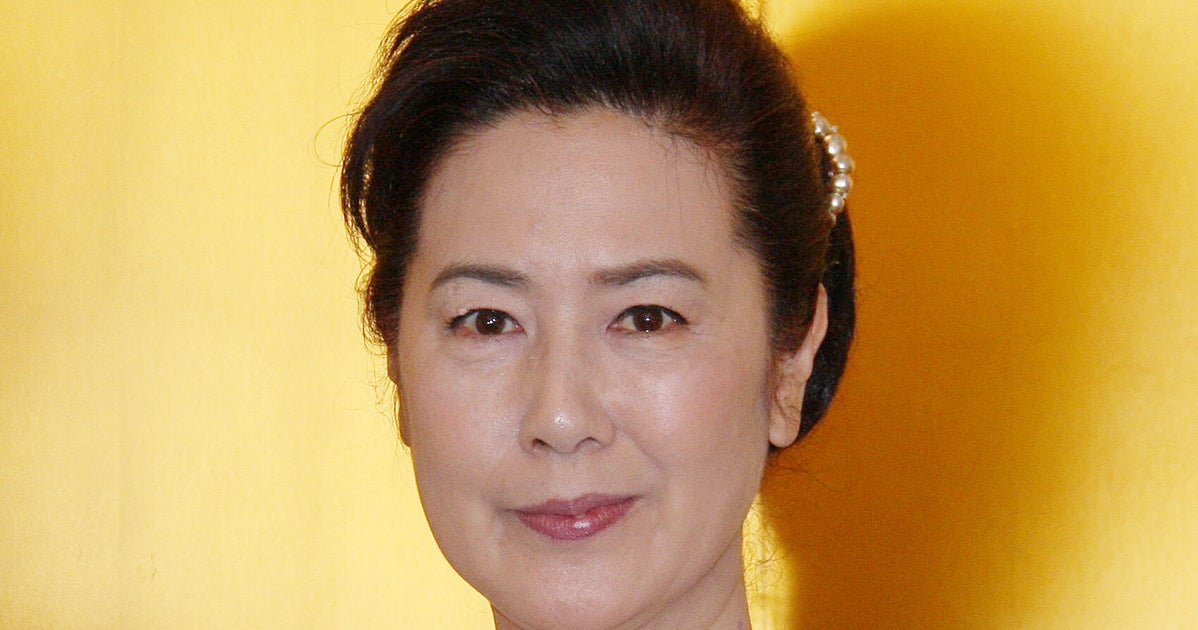 名取裕子「とほほ」歯の切開手術を報告。顔の変化を記録しようと⇨まさかのカン違い