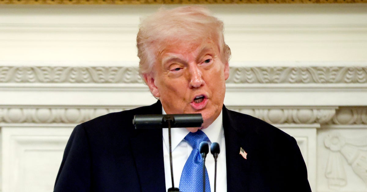 Trump Drops Crude Line At Kennedy Center Dinner In Bizarre Rant About 2020 Election