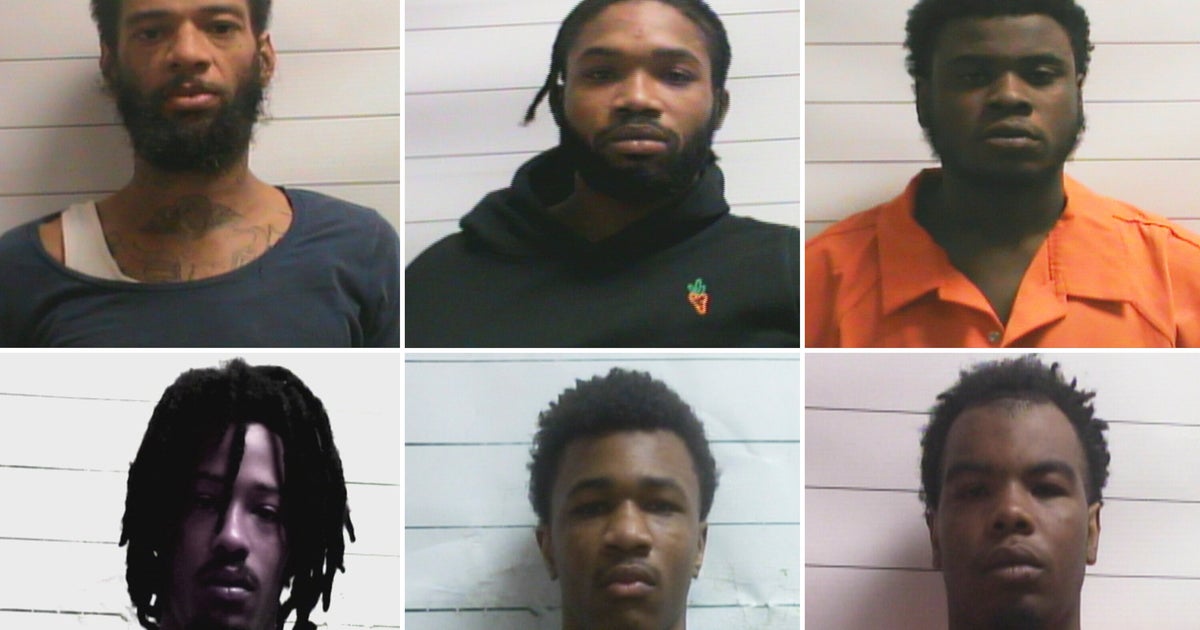 Jail Worker Charged With Helping 10 Inmates Escape New Orleans Jail