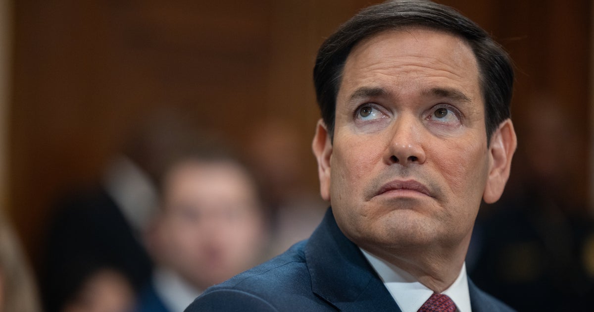 Marco Rubio Can’t Quite Label Putin With 2 Words In Testy Exchange