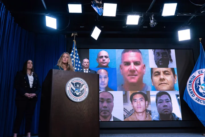 Trump Administration ‘Unquestionably’ Violated Deportation Order, Judge Says (huffpost.com)